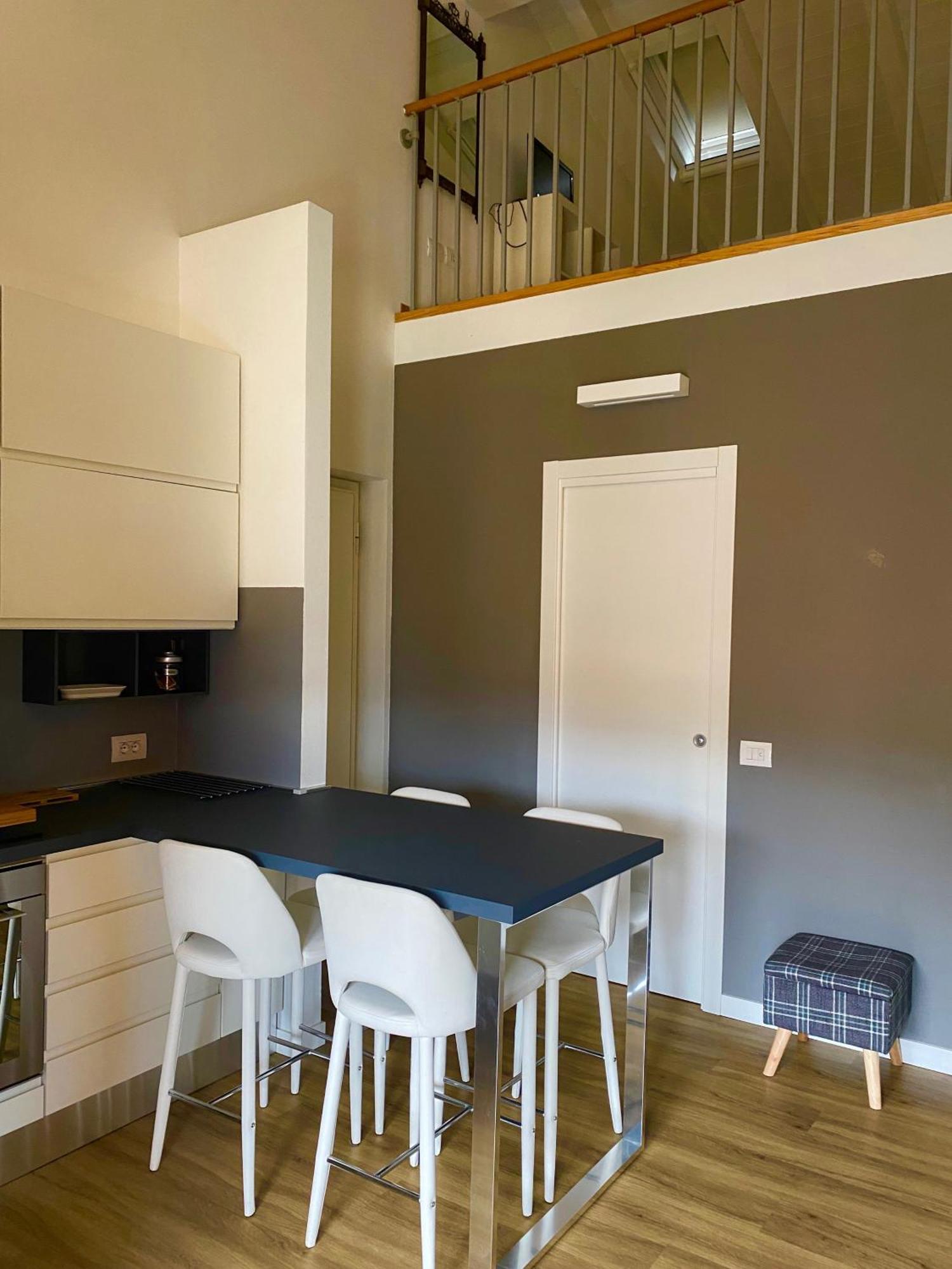 Modern Apartment With Terrace And Mezzanine Floor Colico Exterior foto
